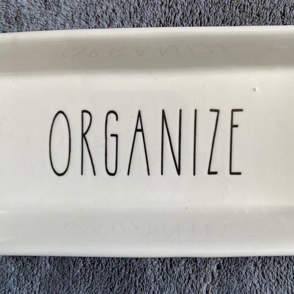 Huntington Home Ceramic Tray - Picture 2 of 7